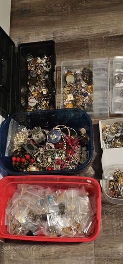 Estate Vintage and Antique Jewelry