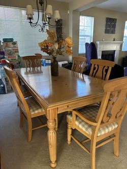 dinning table 