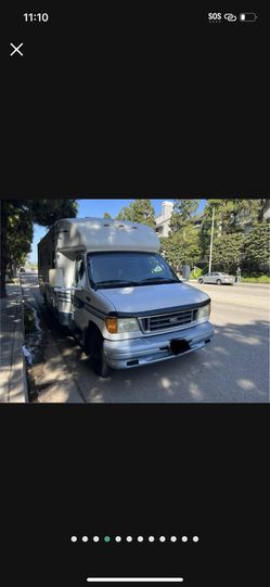 2004 RV Motorhome 29,000 Miles