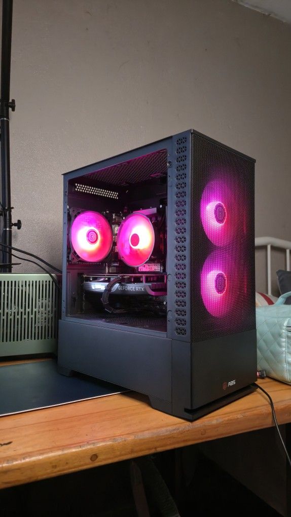 RTX 4060 GAMING PC