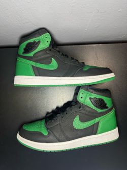 Jordan 1 Retro High “Pine Green” size 9