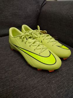 Size 9 Nike Mercurial