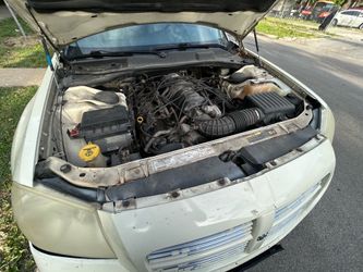 2005 Dodge Magnum rt