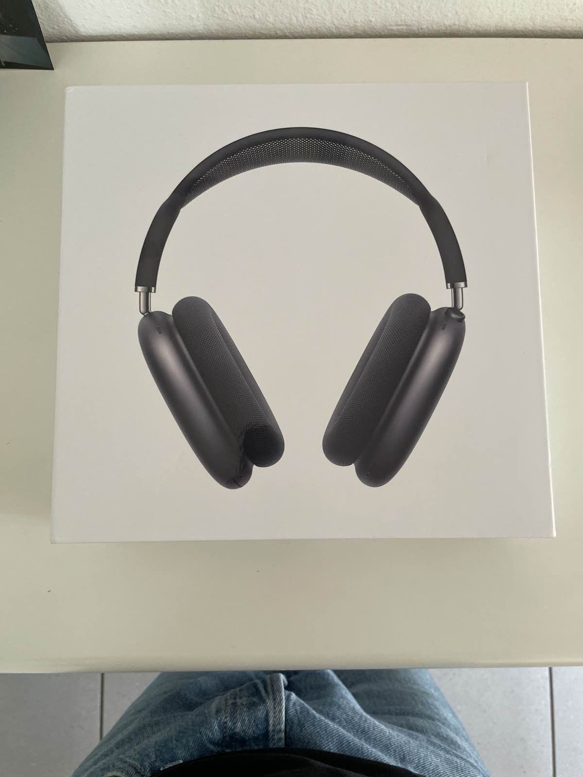 Apple Airpod Max Black Brand New