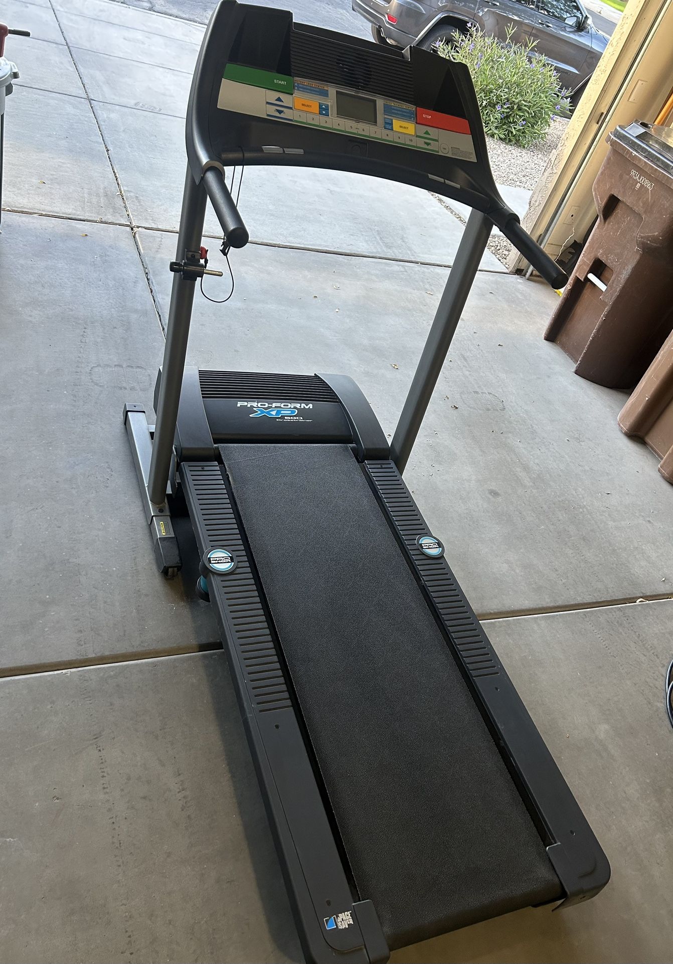 Treadmill (Does Not Work)