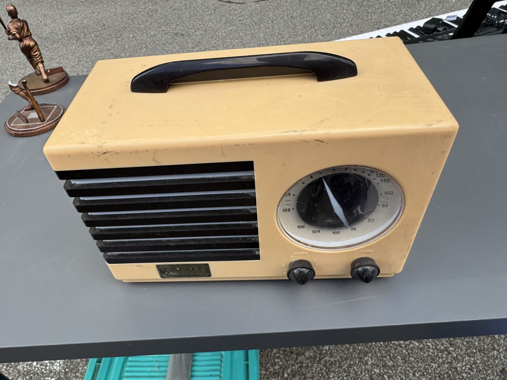 CROSLEY CR-5 Collector’s-Limited Edition AM/FM Radio With Cassette Player