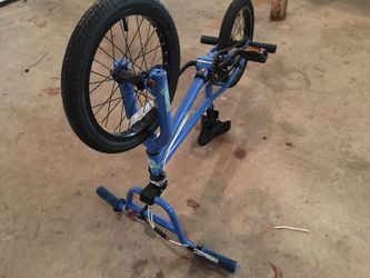 Diamondback 12" BMX bike