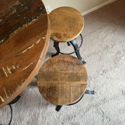 36” Bar Bistro Table And Stools Table Raises and Lowers 28” To 42” Wit 4 Stools 