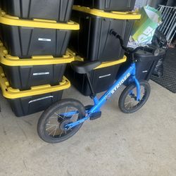 Strider balancing bike