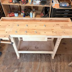 Wooden work bench