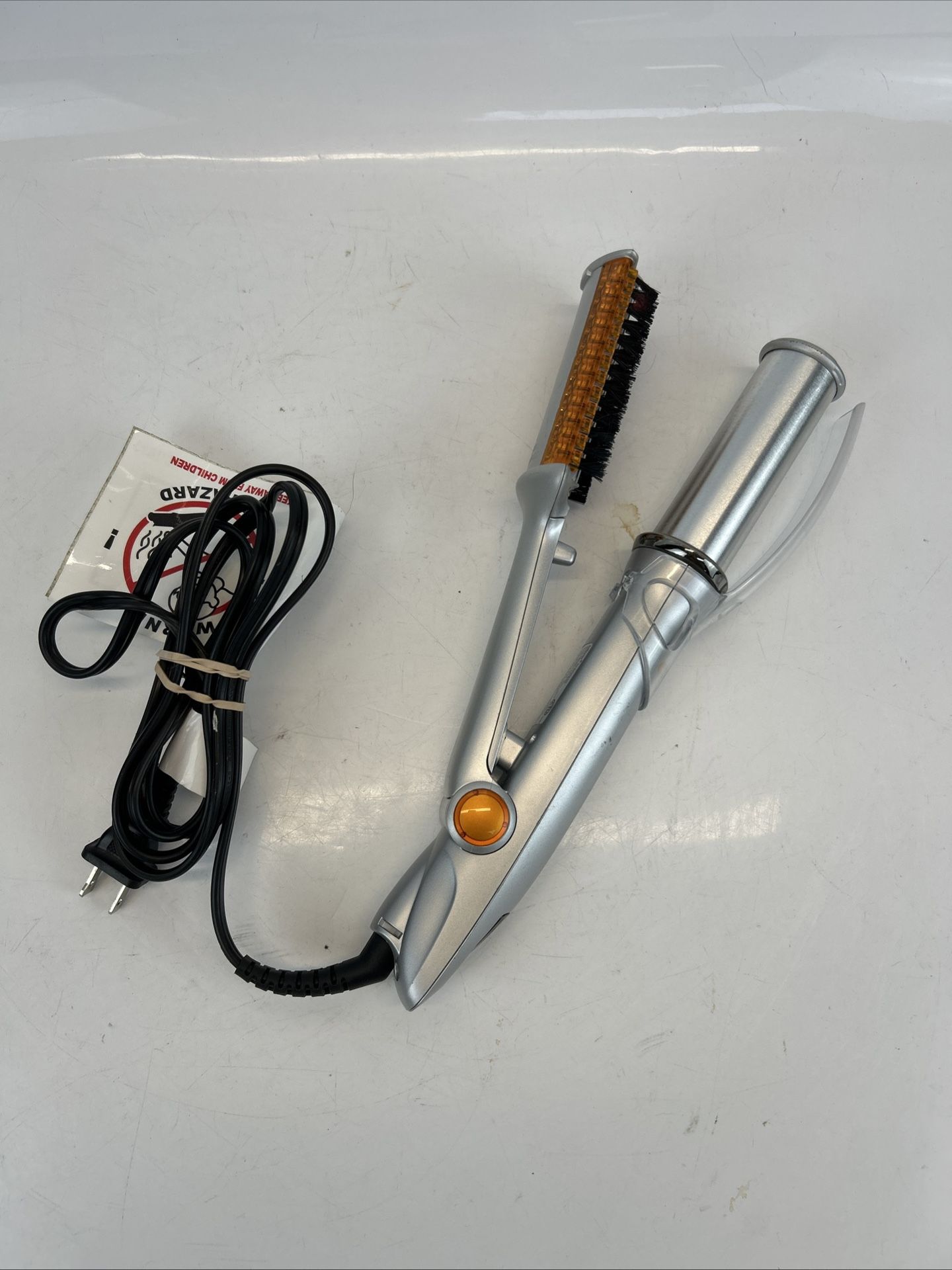 InStyler Rotating Hair Straightening Curling Hot Iron 1 1/4" IS1001