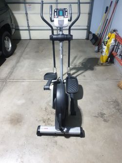elliptical proform 600 le new