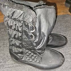 Womens Black Snow Boots