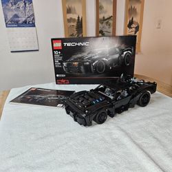 Lego DC Technic 42127 The Batman - Batmobile, Retired