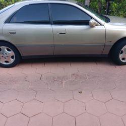2000 Lexus ES