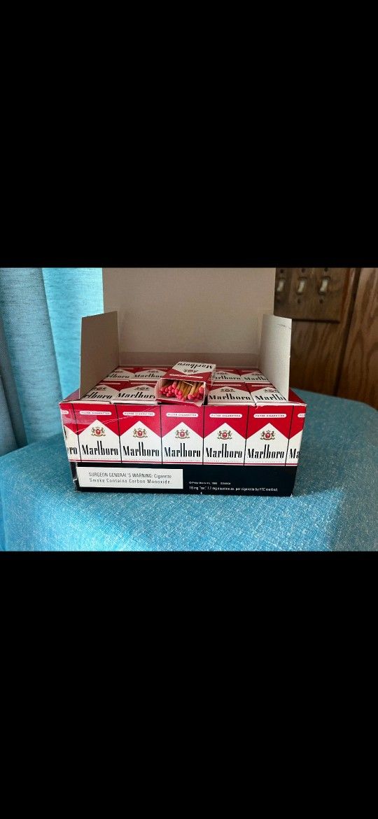 Marlboro Wooden Matches