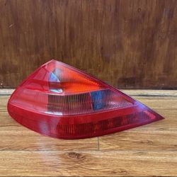 OEM 2003-2006 Mercedes-Benz R230 SL500 Driver Left Side Taillight Lamp