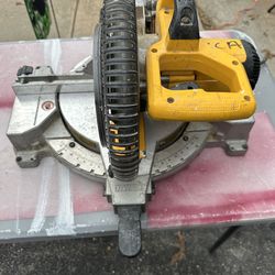 Dewalt Miter Saw DW713