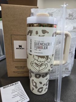 NWT Stanley 40oz Quencher