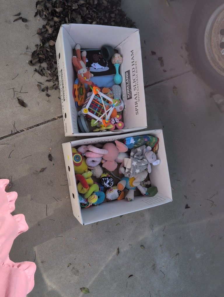 Box Of Baby Toys 5$