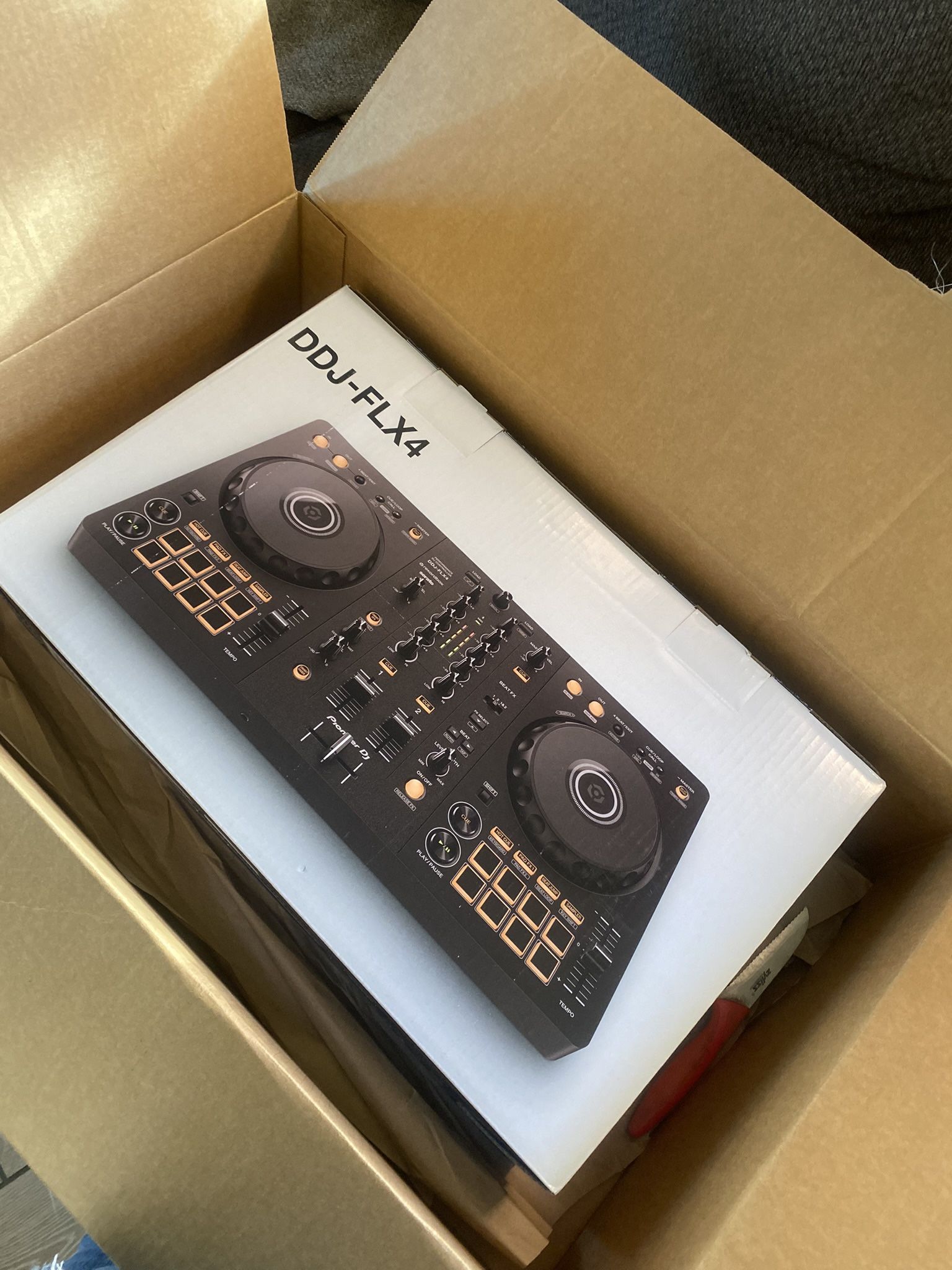 DDJ FLX4
