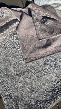 Pink Bedding - Quilt