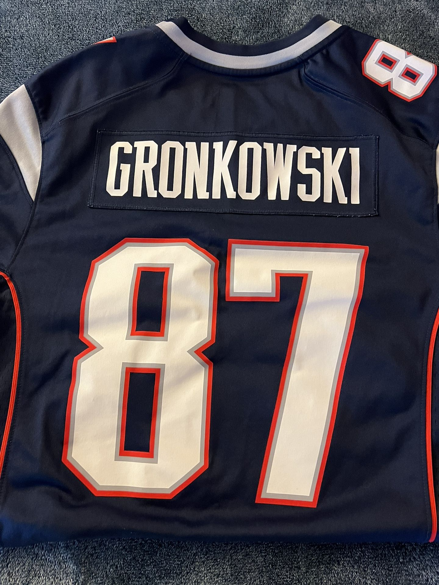 Nike Patriots Gronkowski Jersey (size M)