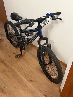 20’ Hyper Shocker Boys Mountain Bike