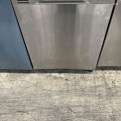 Samsung Dishwasher In Stainless Steel New Open Box