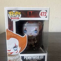 VAULTED Pennywise Yellow Eyes w/ Boat Funko Pop #472 It Horror Movies Stephen