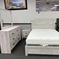 4PC Queen Bedroom Set 