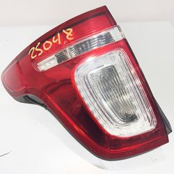 2011 2019 FORD EXPLORER LH DRIVER SIDE TAIL LIGHT GREAT CONDITIONS✅