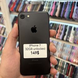 iPhone 7 32GB Unlocked 