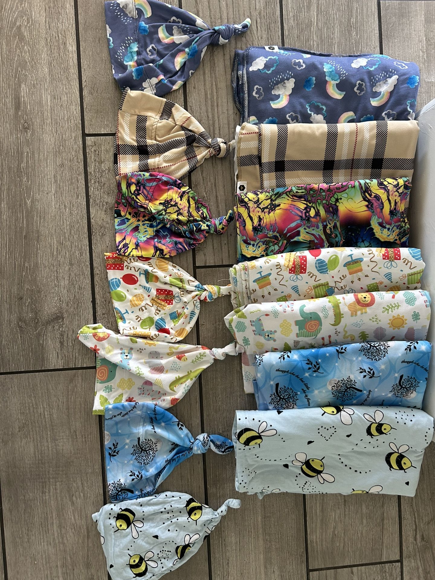 πΌ Lot of 7 Swaddles w/ Hats β Little Sleepies & Bumblito