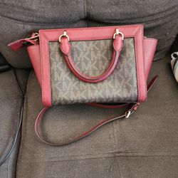 Micheal Kors Purses 