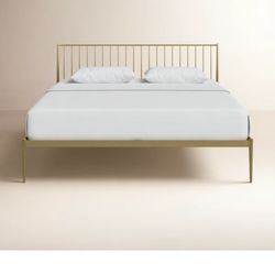 Aston Gold Spindle Bed