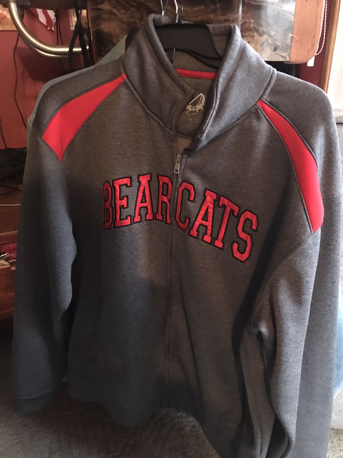 3 hoodie/1-Bearcats / adidas-under Amour !