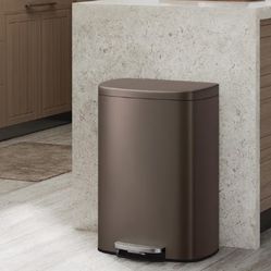 Garvee 13 gal / 50 L Stainless Steel Kitchen Trash Can with Lid, Large Rustproof Garbage Can for Kitchen, Step-on Metal Trash Bin with Inner Bucket, R