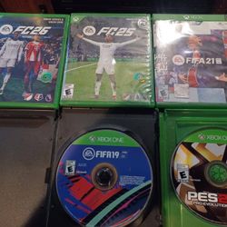 XBOX ONE SYSTEM WITH FUTBOL GAMES $300 FINAL PRICE READ DESCRIPTION AND SEE ALL PICTURES 