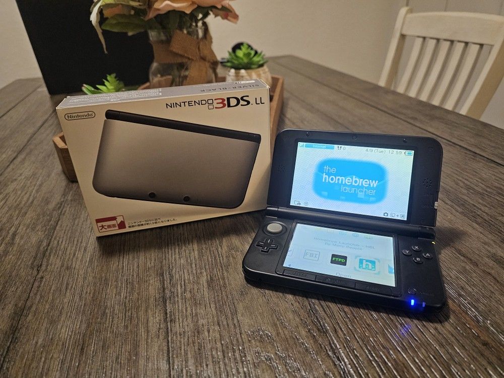 Nintendo 3DS LL Homebrewed & Region Free