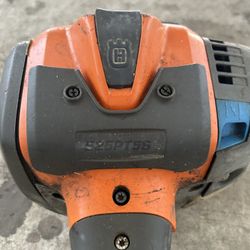 Husky Trimming Saw 