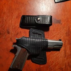 Custom Pistol Holsters