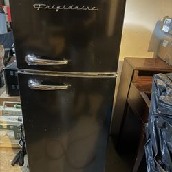 Frigidaire Fredge