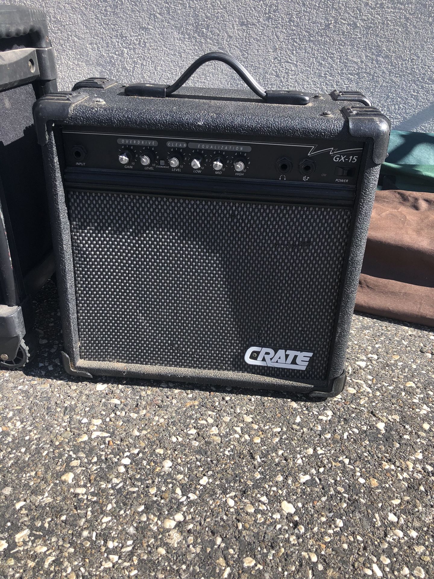 Crate amplifier