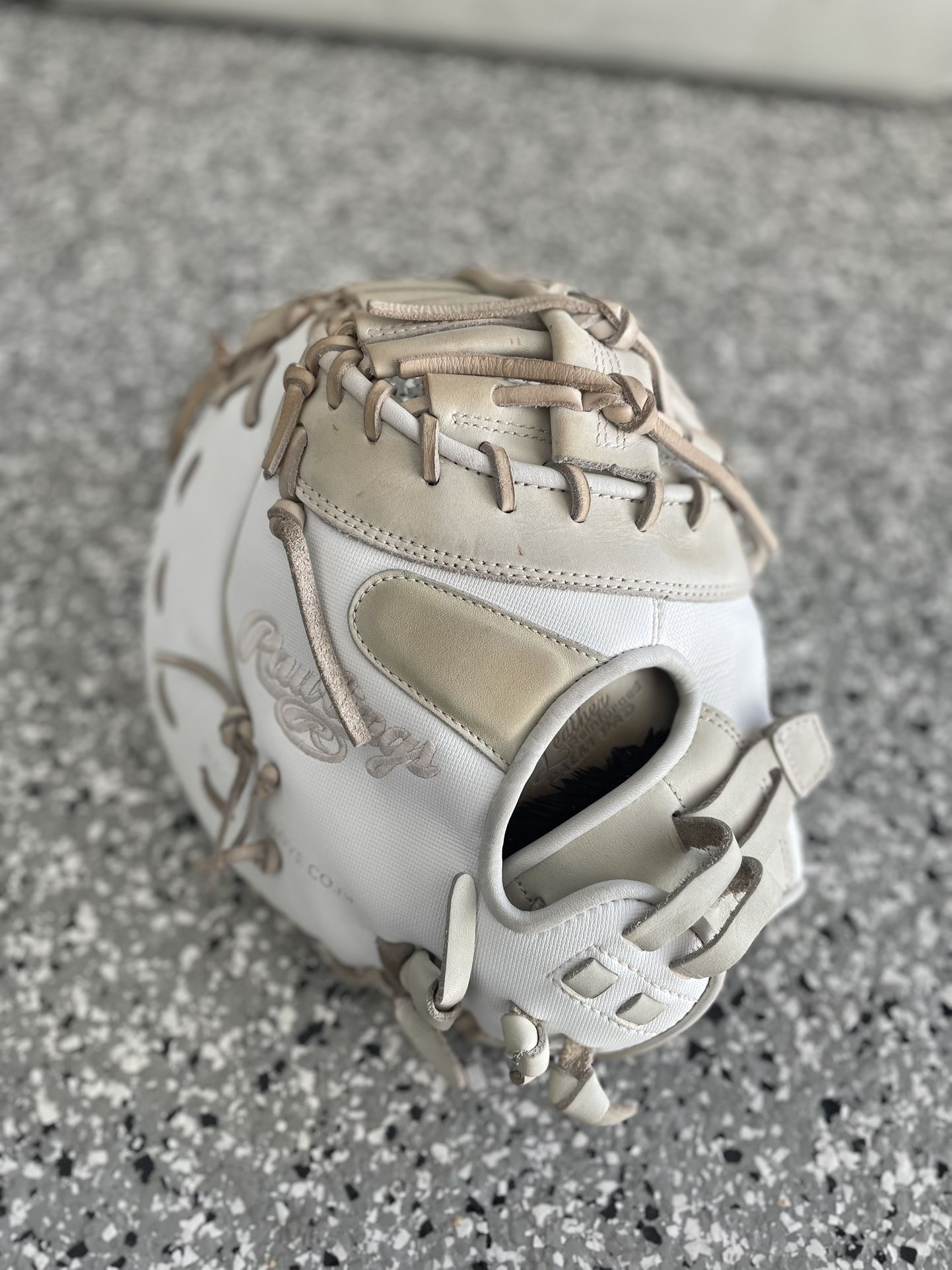 Rawlings First Baseman Glove 