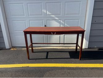 Entryway table $10
