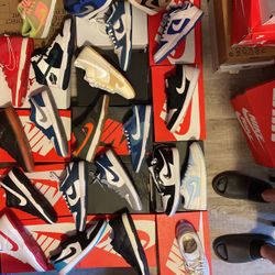 Jordan 1s And Dunks All 10.5