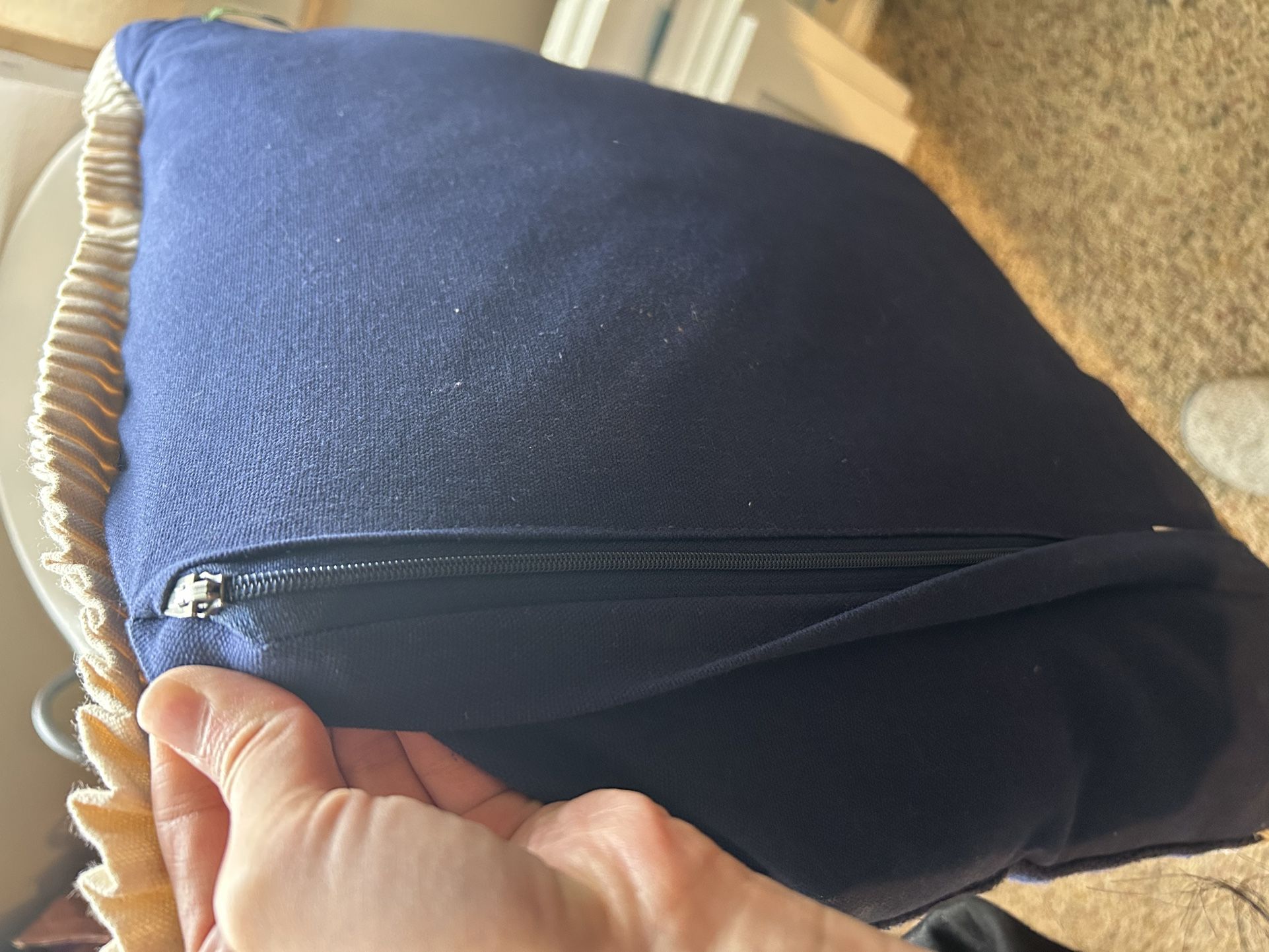 Throw Pillows for Sale in Vancouver, WA OfferUp