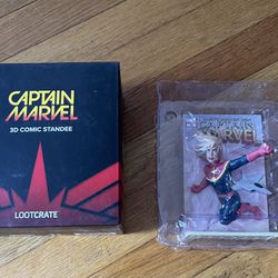 Loot Crate Exclusive Captain Marvel 3D Comic Standee March 2019 6" Figurine