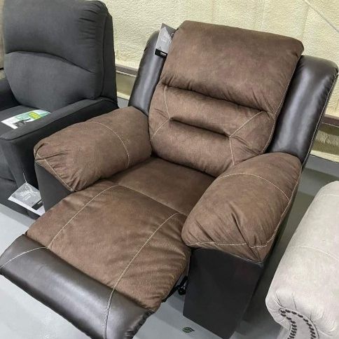 Earhart Chestnut Recliner